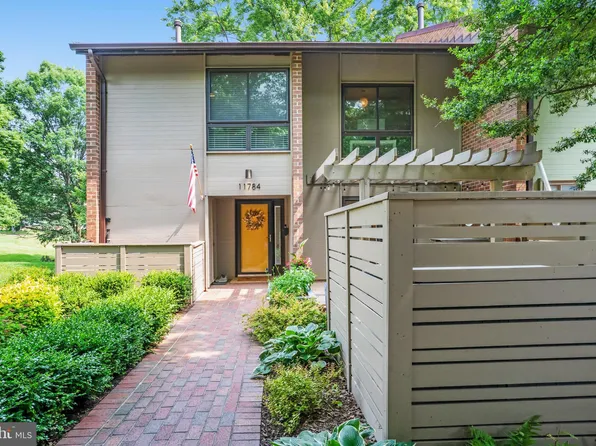 11784 Indian Ridge Rd, Reston, VA 20191
