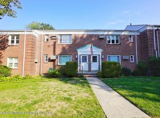 161 Arlo Rd #B, Staten Island, NY 10301