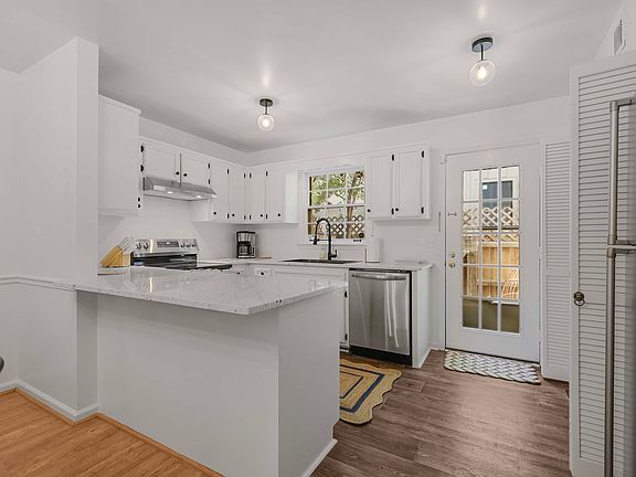 2nd image of 3135 Long Blvd