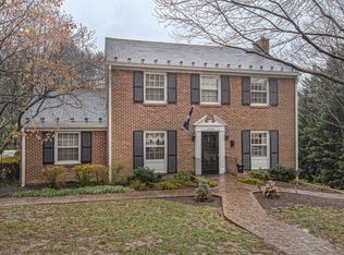 3260 White Oak Rd SW, Roanoke, VA 24014