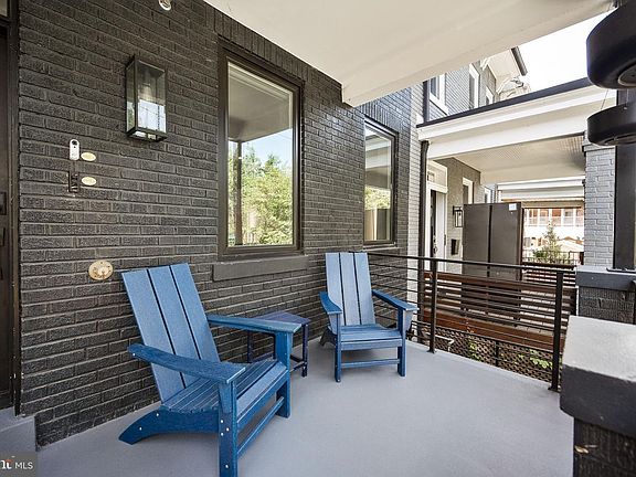 3rd image of 320 Webster St NW #2