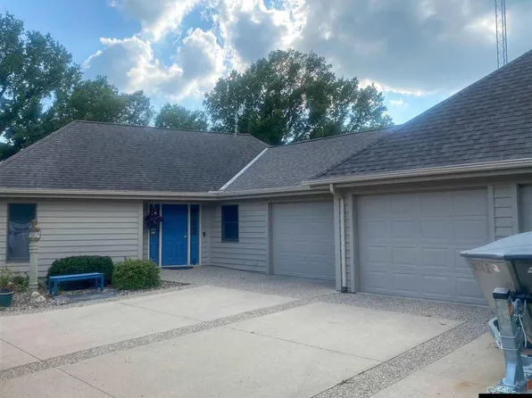 16787 Cram Ln, Waterville, MN 56096