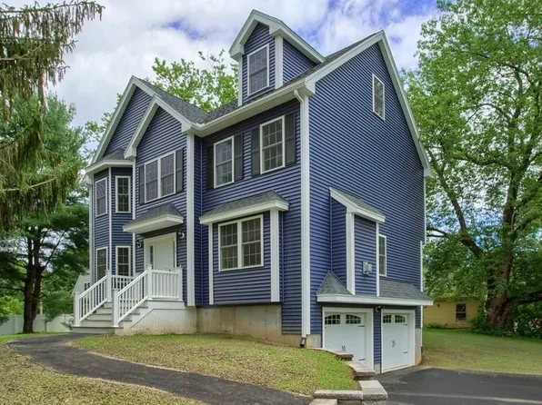 89 Bennington St, Haverhill, MA 01832