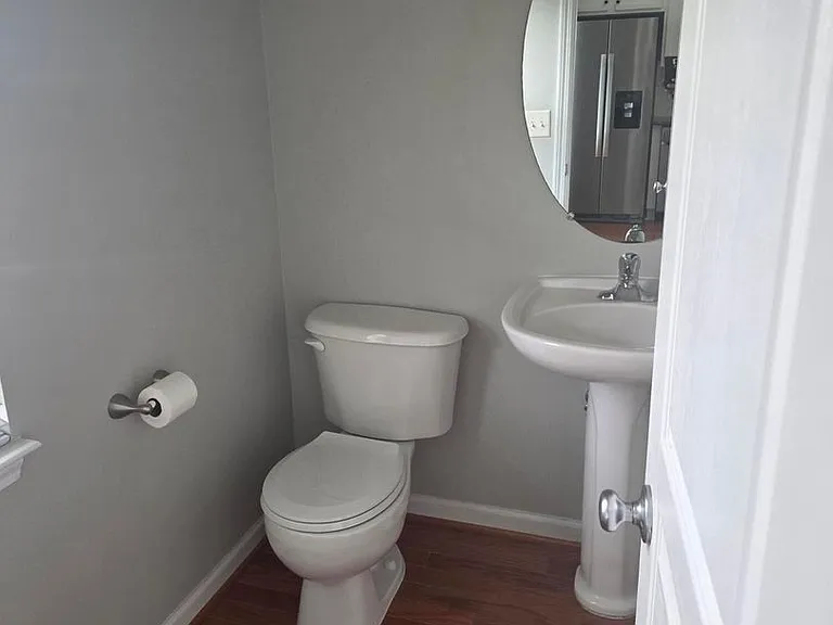 124 Braeside Ct — Photo 14