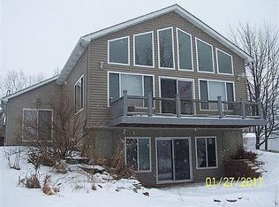 2165 Wiggins Rd, Fenton, MI 48430