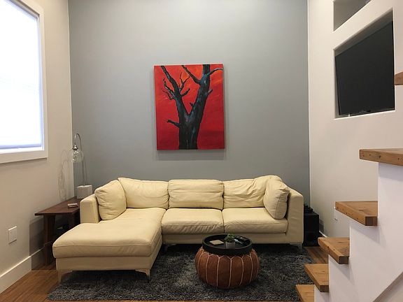 Guest apartment living room