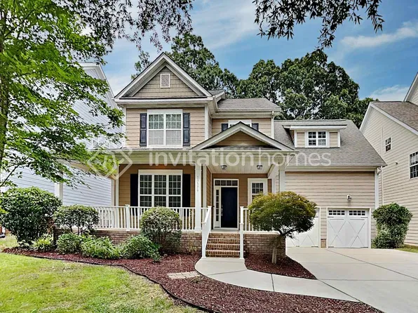 13319 Pierre Reverdy Dr, Davidson, NC 28036