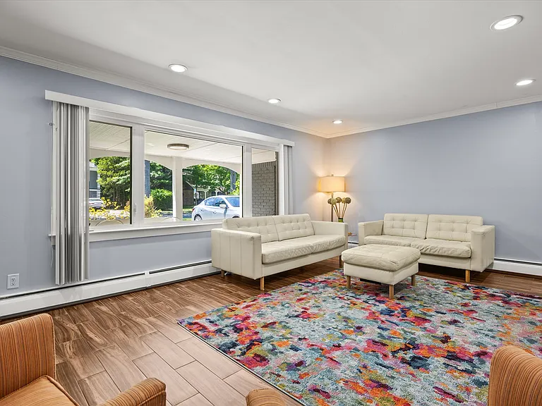 55 Warwick Rd — Photo 8