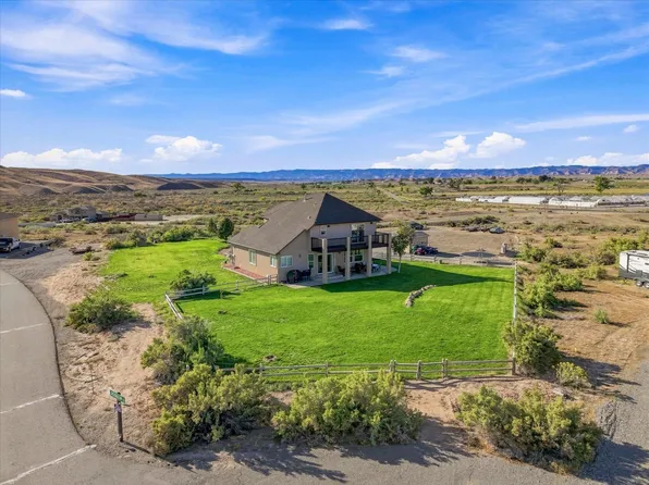 826 Slickrock Dr, Mack, CO 81525