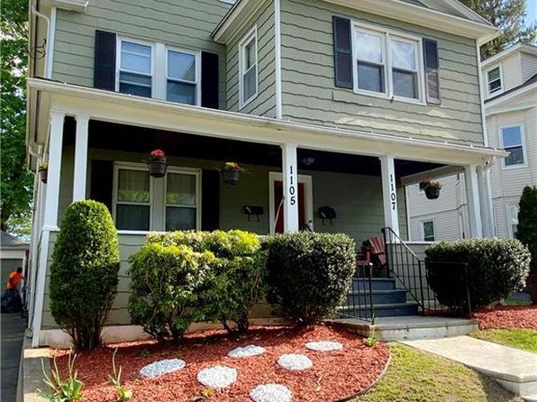 1105 Hillside Ave #2