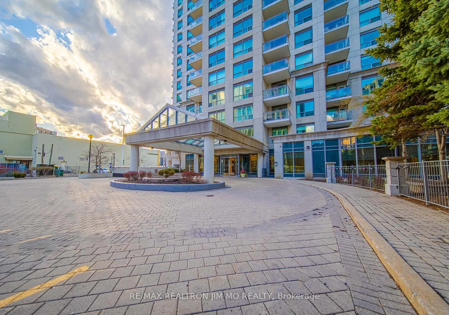 1 bed, $2,200 — Photo 3