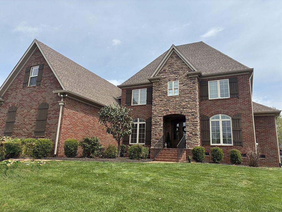 1st image of 106 Higginson Pl N