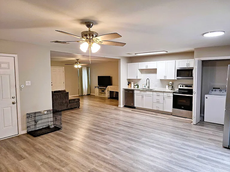 316 N Heights Dr — Photo 11