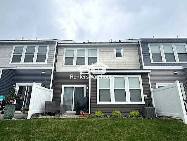 7216 Walnut Grove Ln N — Photo 24