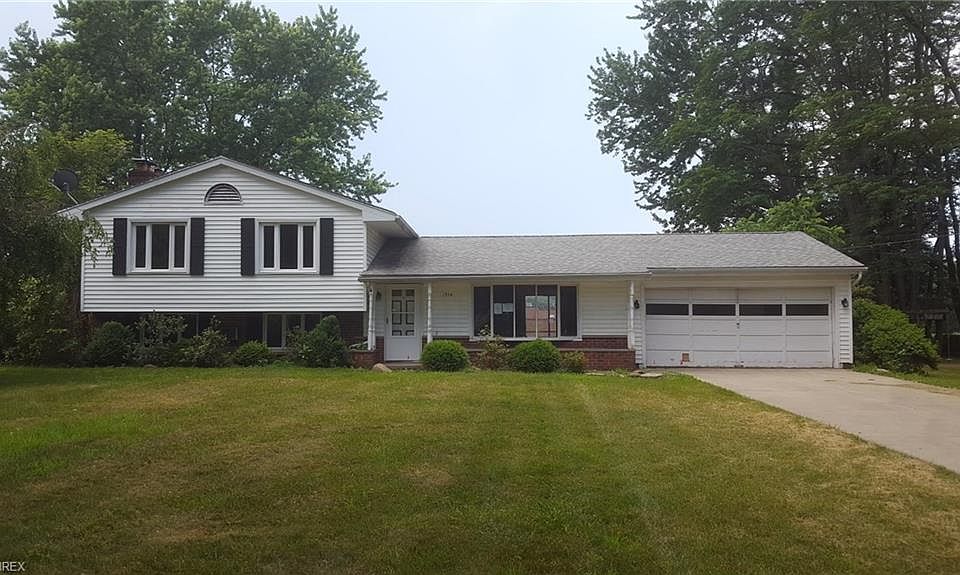 1st image of 1954 Whitewood Dr