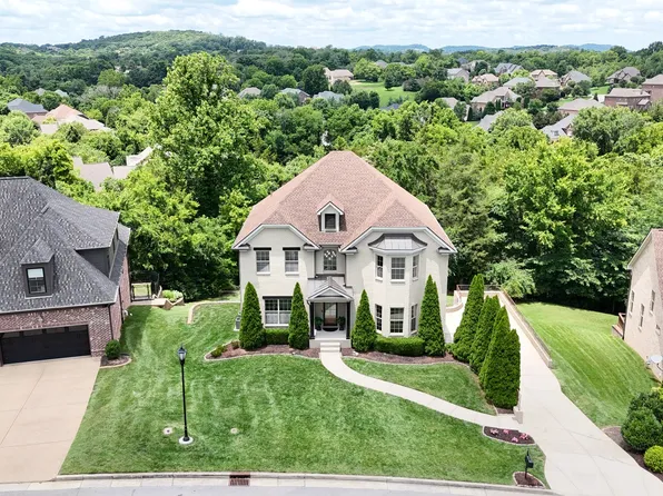 1378 Sweetwater Dr, Brentwood, TN 37027