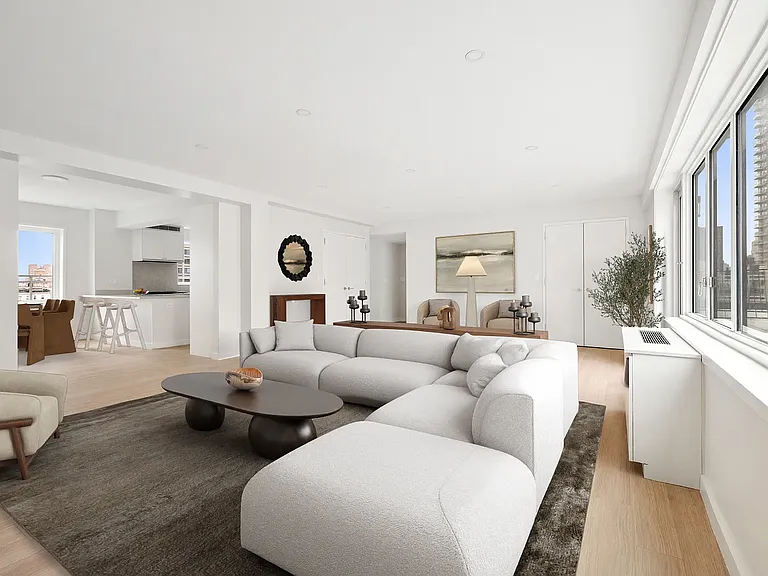 165 E 66th St #19A — Photo 2