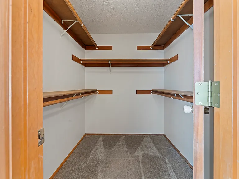7050 SW 174th Ave — Photo 28