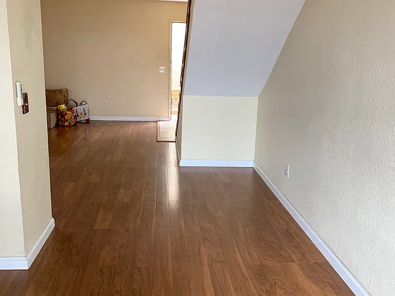 3607 Lemona Ave #A — Photo 1