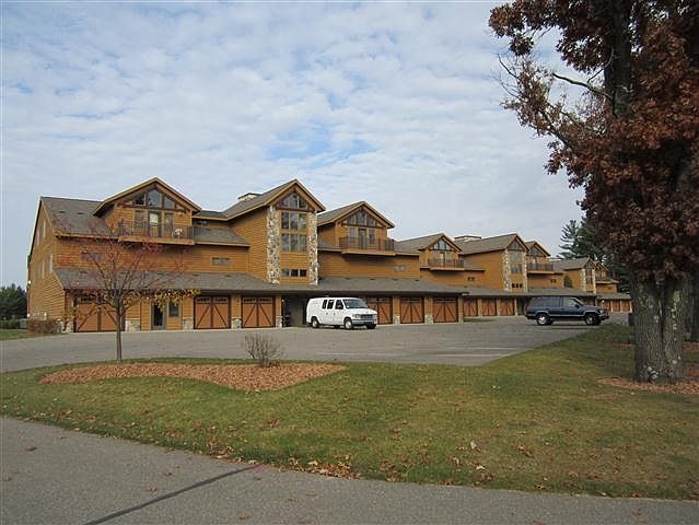 1st image of 1841-5 20th Blvd #105
