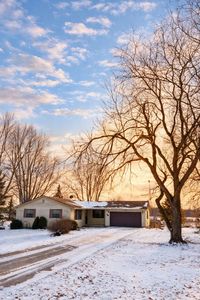 17903 English Rd, Manchester, MI, 48158