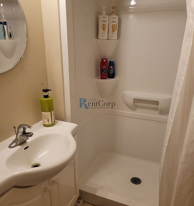 1st image of 306 Lester St Unit 4