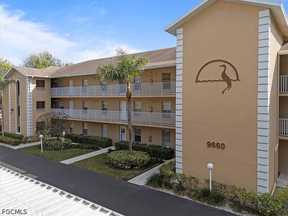 1st image of 9660 Victoria Ln APT 206