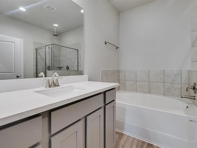 7705 Rainbow Close Ln — Photo 23