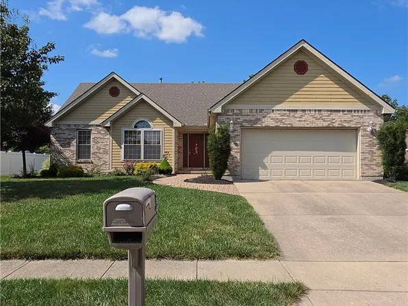 507 Patricia Faye Ct, Brookville, OH 45309