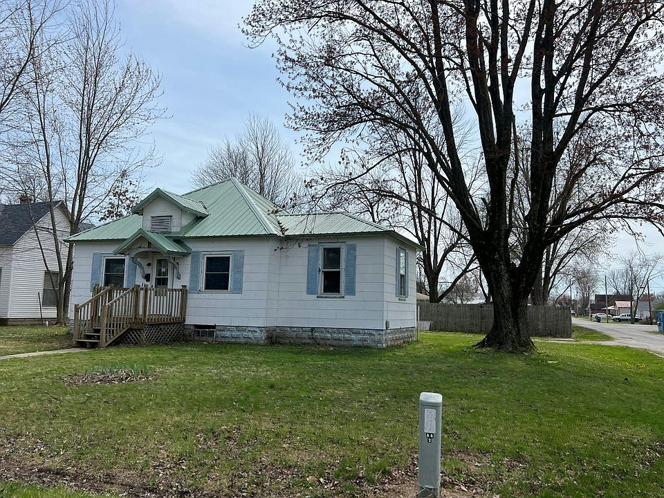 110 W Iowa St, Oblong, IL 62449 Zillow