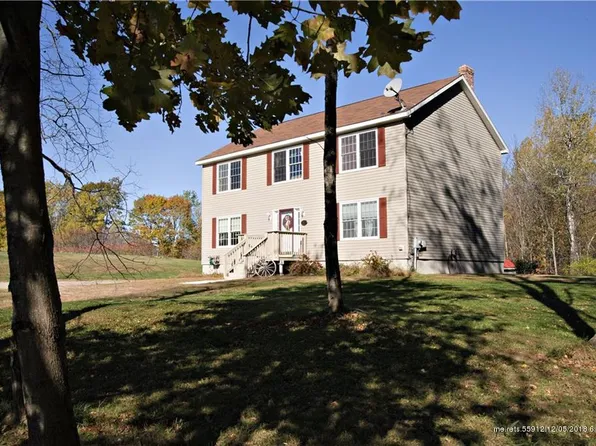 32 Tucci Rd, Wales, ME 04280