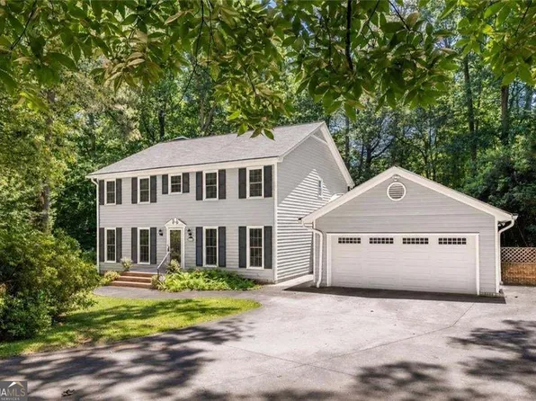 1942 Musket Ct, Stone Mountain, GA 30087