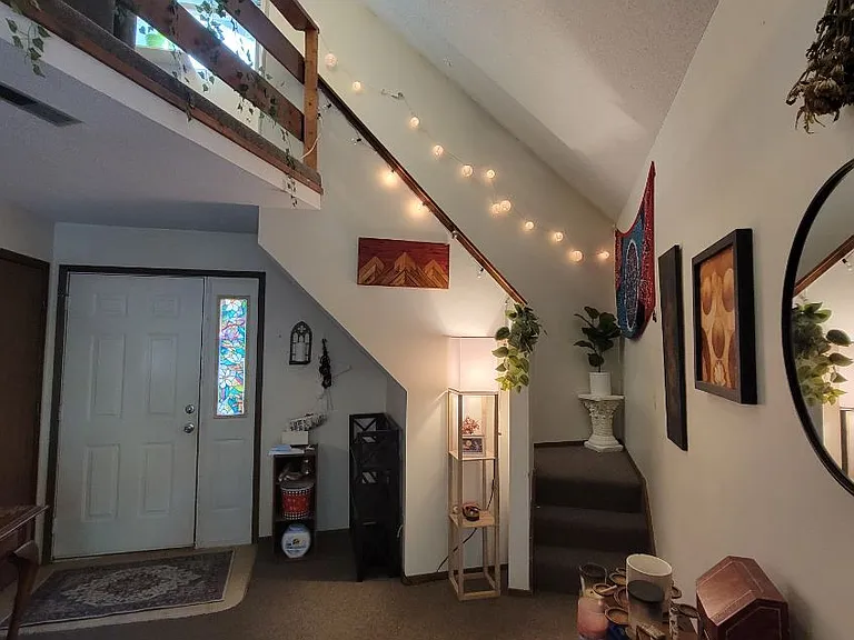 920 Maine St — Photo 10