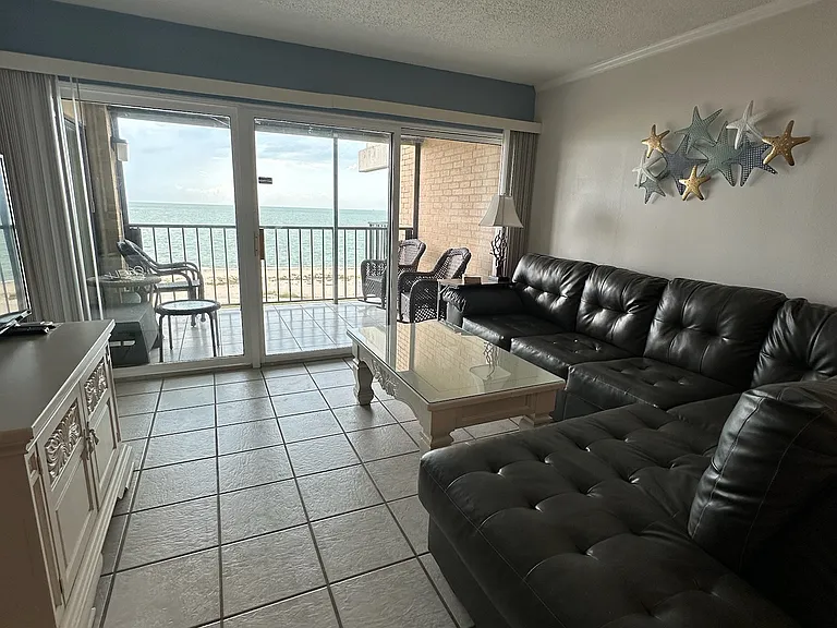 202 Reef Ave #406 — Photo 11
