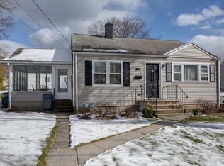 29 David Rd, Cedar Grove, NJ 07009