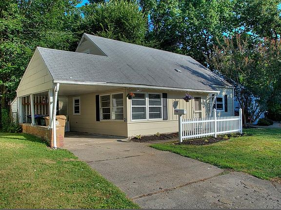 4th image of 2150 Suncrest Dr