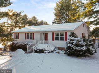 45 Willis Dr, Shepherdstown, WV 25443