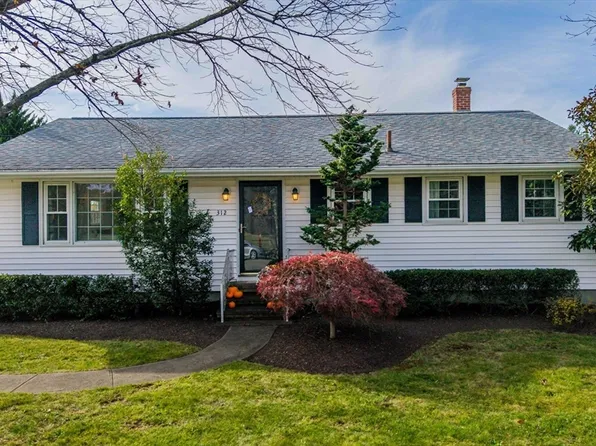 312 New Boston Rd, Fairhaven, MA 02719