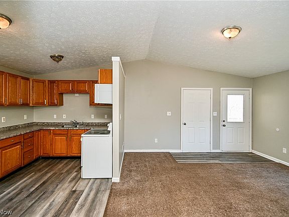 2nd image of 1240 W Waterloo Rd