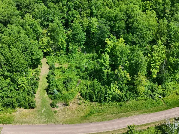 55 Rolling Oaks Dr, Bruno, MN 55712