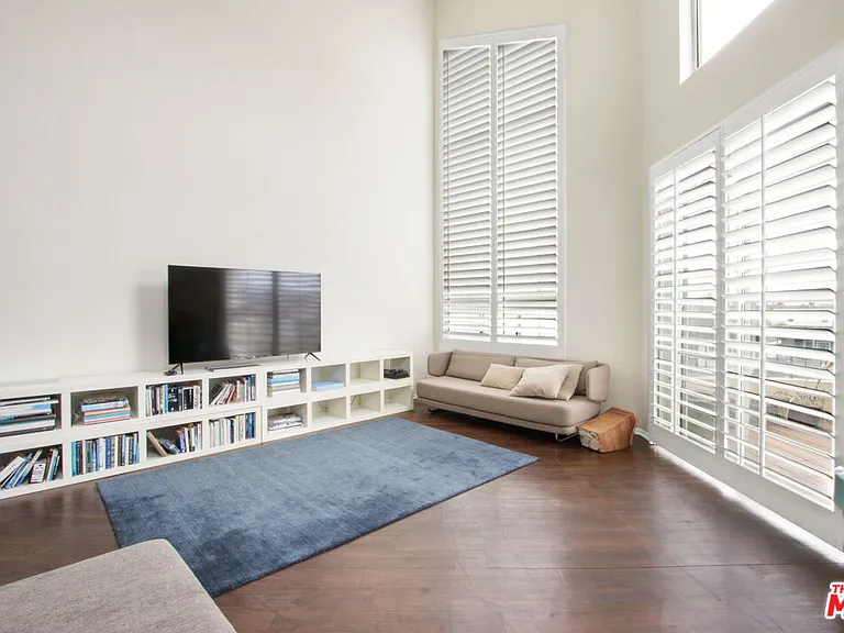 255 Main St #306 — Photo 5