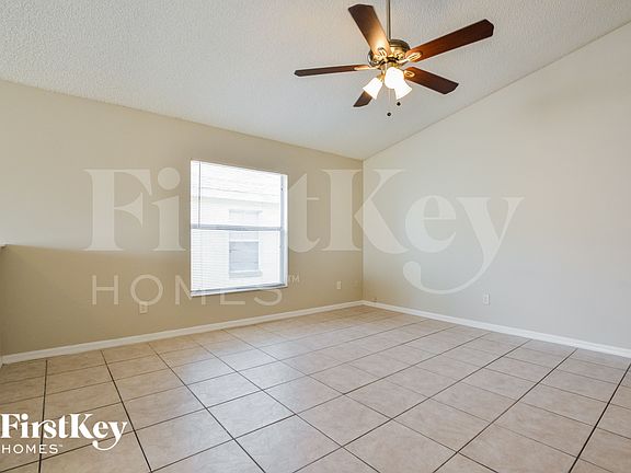 2nd image of 7571 Groveoak Dr