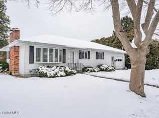 18 Newman Ave, Mechanicville, NY 12118