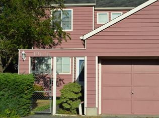 19616 1st Ave NE, Poulsbo, WA 98370