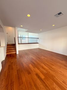 18242 Burbank Blvd Unit 8, Tarzana, CA, 91356