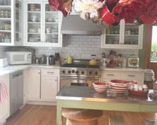 2nd image of 408 Palisades Ave