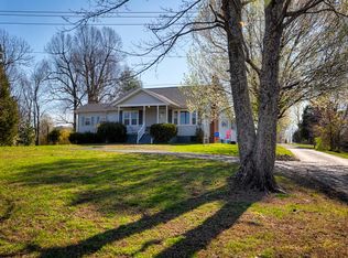 5320B Hanson Rd, Madisonville, KY 42431