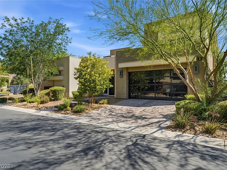 2 Garden Rain Dr — Photo 2