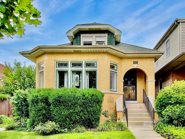 5829 N Mobile Ave, Chicago, IL 60646