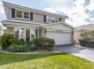5261 Fargo Ave, Skokie, IL 60077